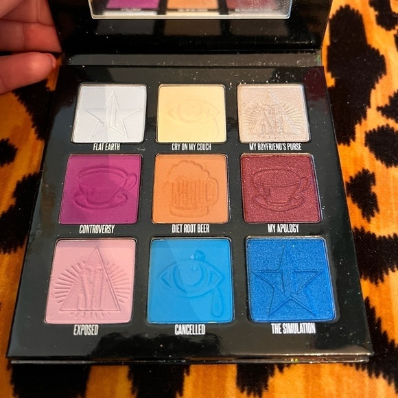 JEFFREE STAR Shane Dawson Mini Controversy Eyeshadow Palette Pressed Pigment - Picture 3 of 4